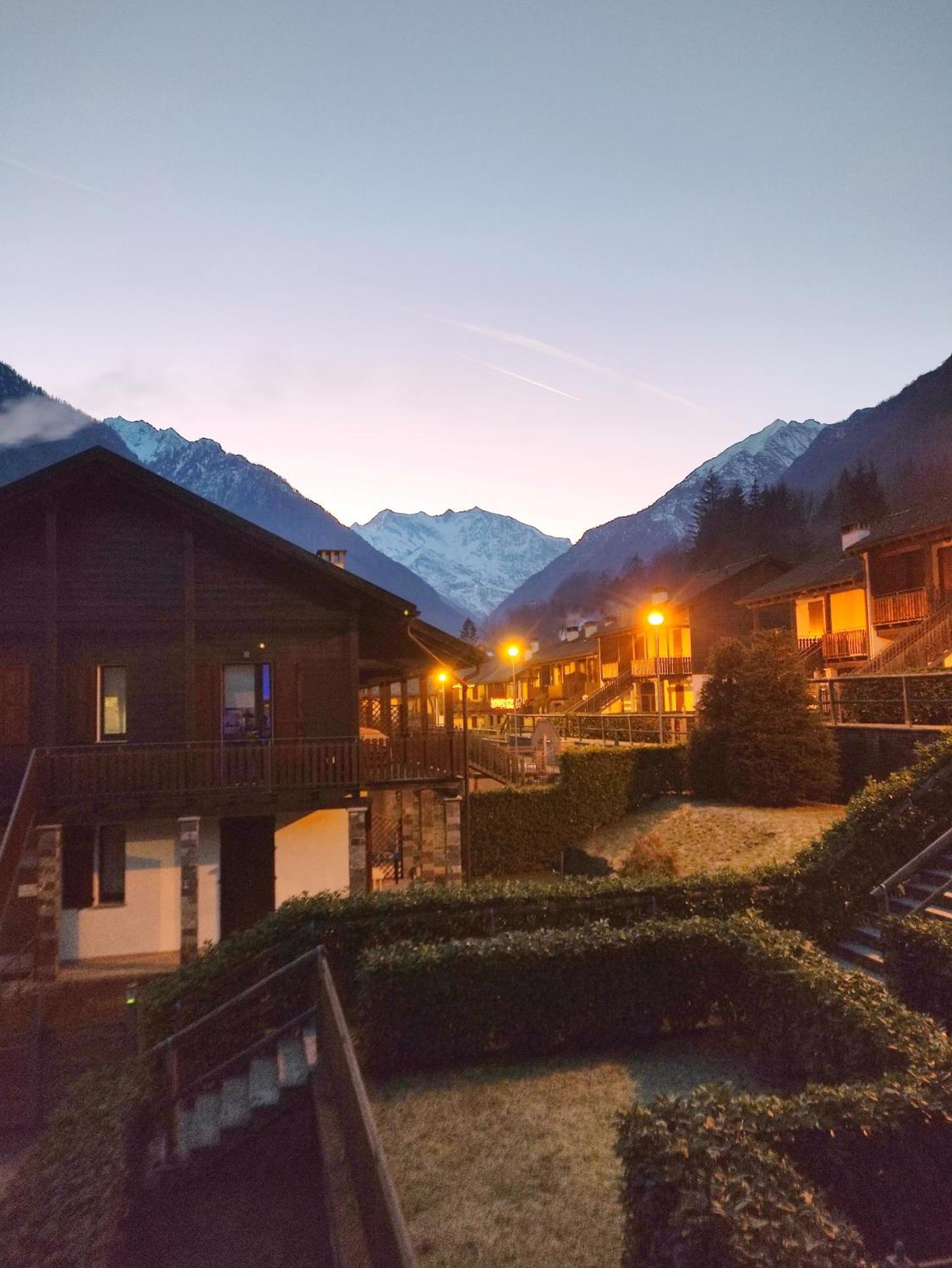 Villa La Dimora Delle Corti à Vanzone Extérieur photo