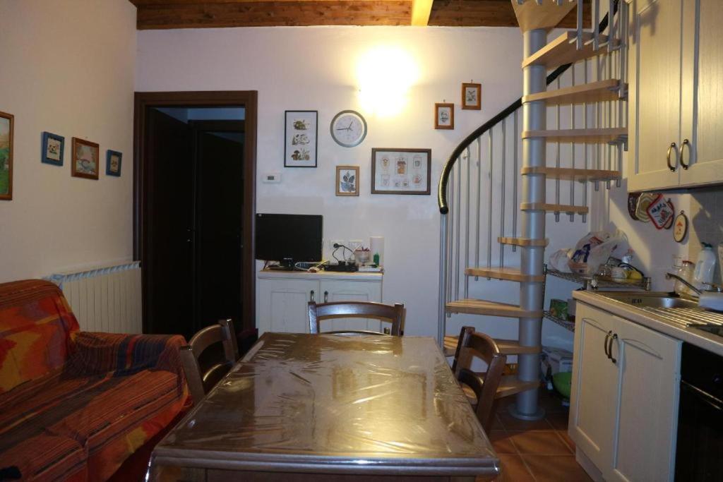 Villa La Dimora Delle Corti à Vanzone Extérieur photo